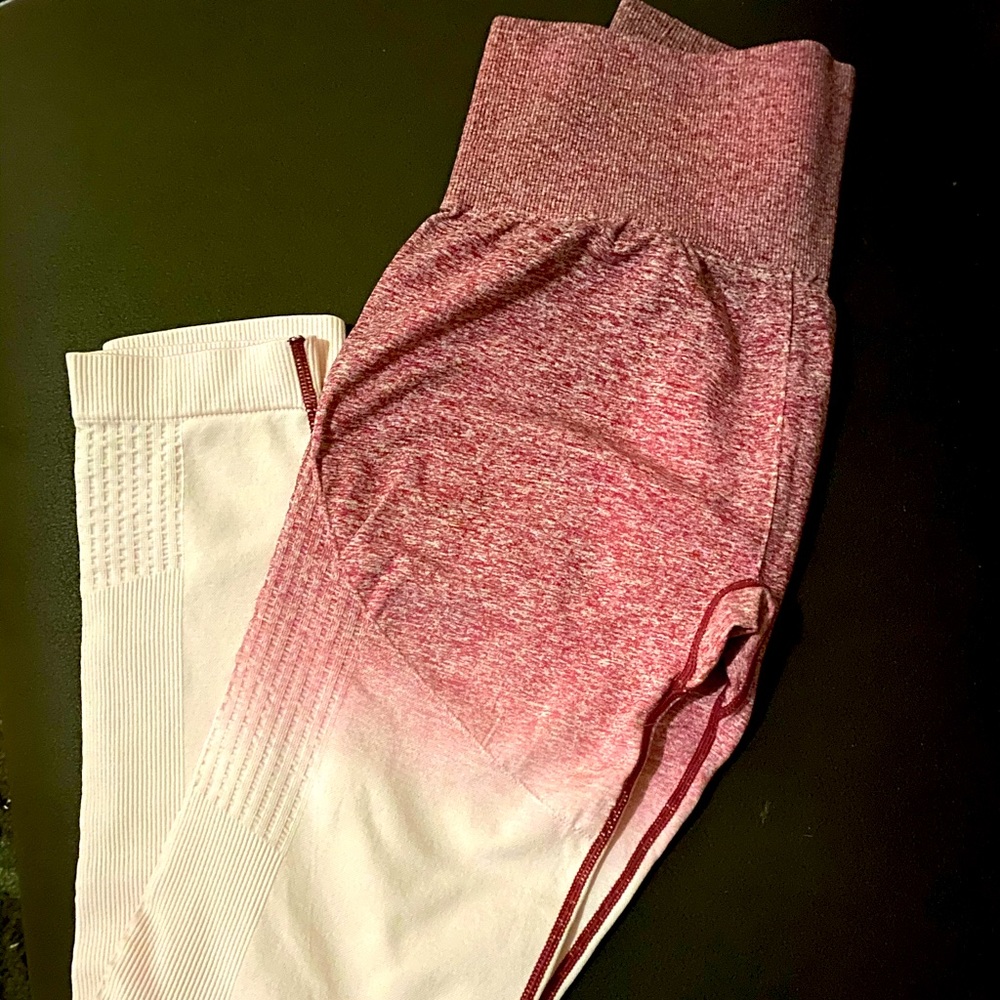 Pink, chrome leggings